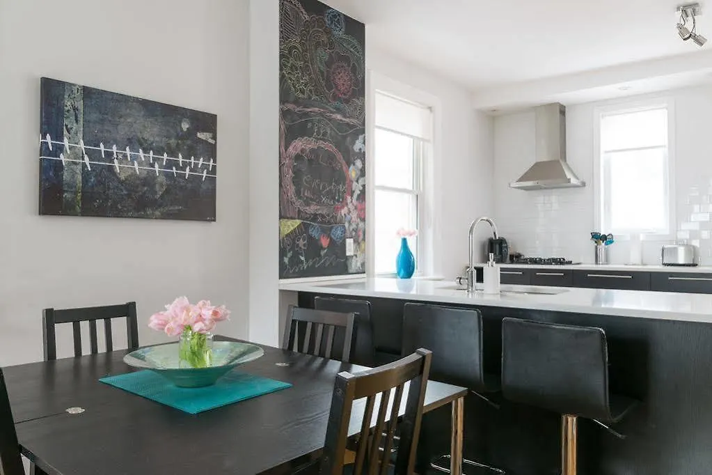 Apartment Lm Stays Sims Avenue Guest House Ottawa